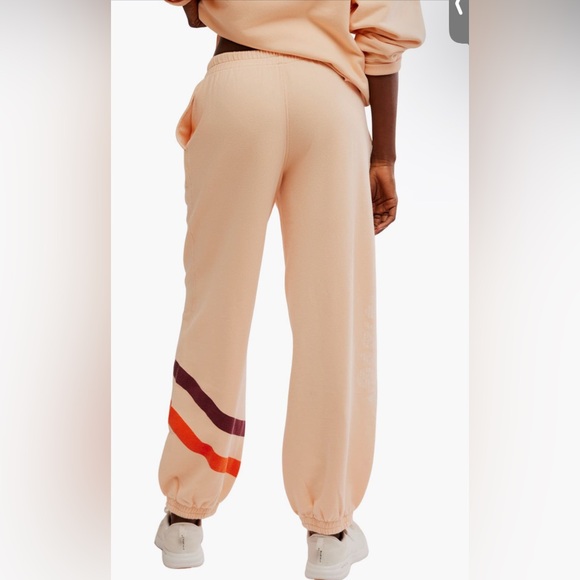 FP Movement All Star Oversize Graphic Sweatpants - Picture 2 of 4